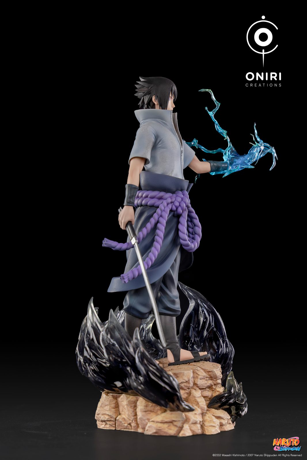 Sasuke Uchiha statue, Chidori detail